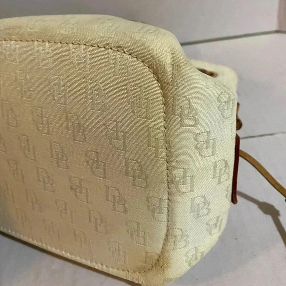 Dooney Bourke white canvas leather satchel handbag - Picture 7 of 15